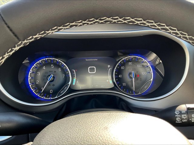 New 2027 Chrysler Pacifica LX FWD image 18