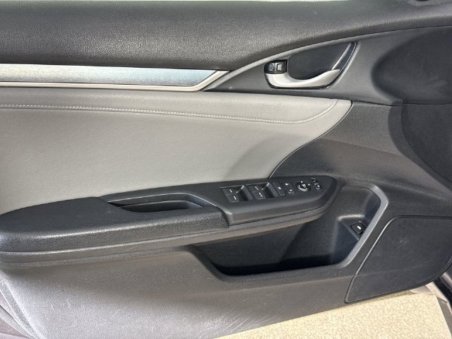 Used 2017 Honda Civic Touring image 20