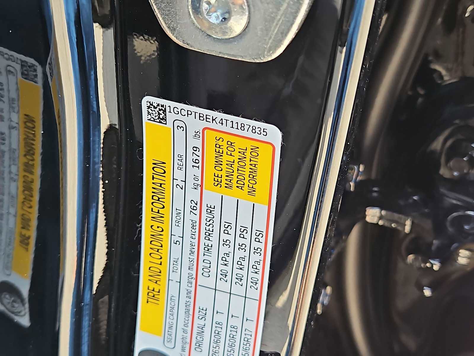 New 2026 Chevrolet Colorado W/T w/ WT Custom Package AWD/4WD image 25