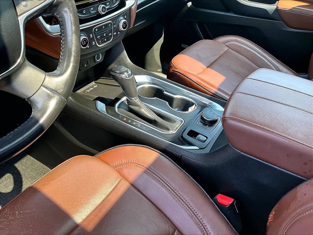Used 2019 Chevrolet Traverse High Country AWD/4WD image 22
