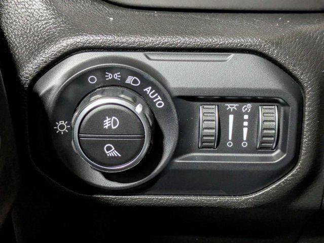 Certified 2022 Jeep Gladiator Sport AWD/4WD image 24