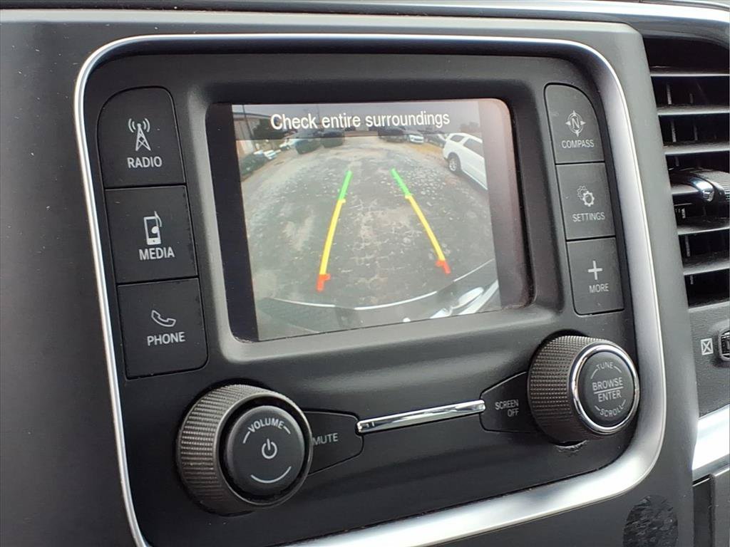 Used 2024 RAM 1500 Classic SLT AWD/4WD image 6