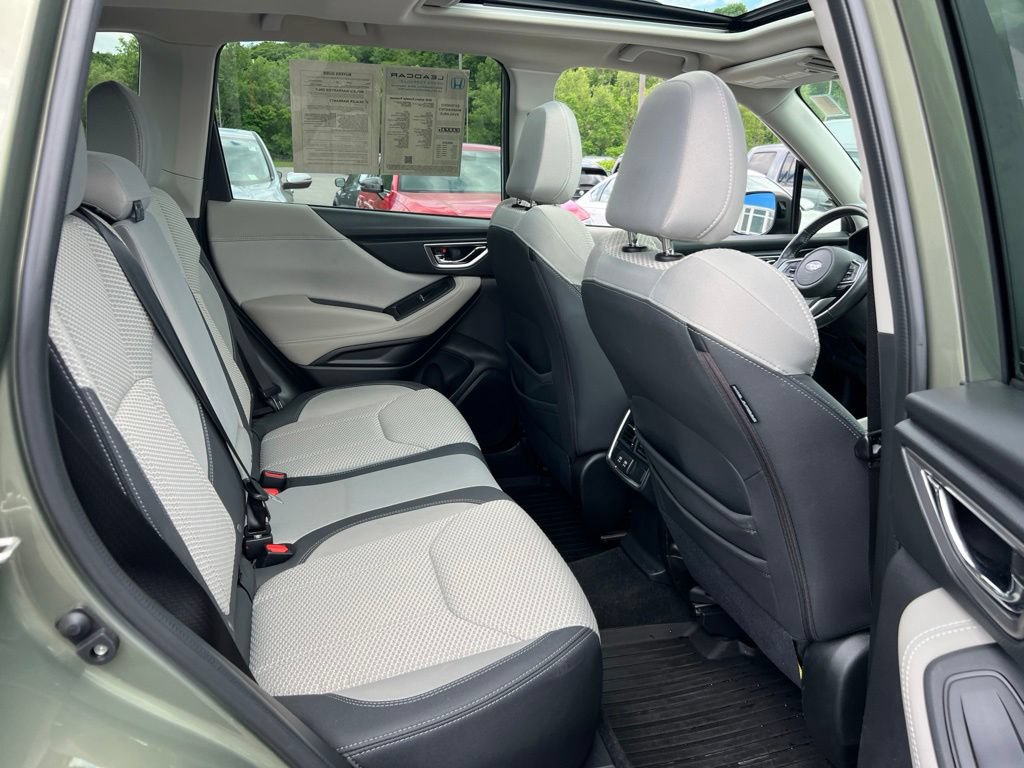 Used 2020 Subaru Forester Premium AWD/4WD image 26