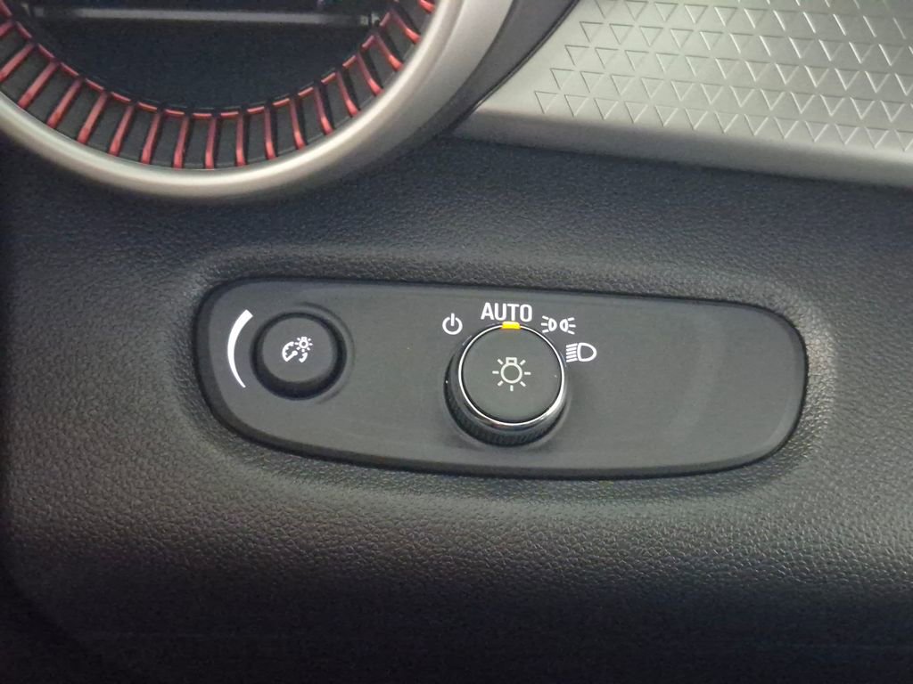 New 2026 Chevrolet Trax RS image 16