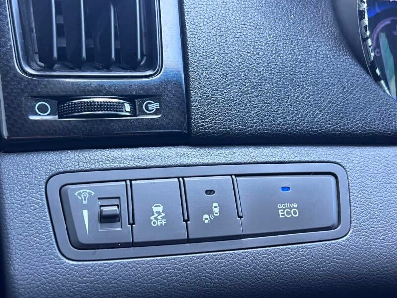 Used 2014 Hyundai Sonata SE w/ Premium Package 04 image 12