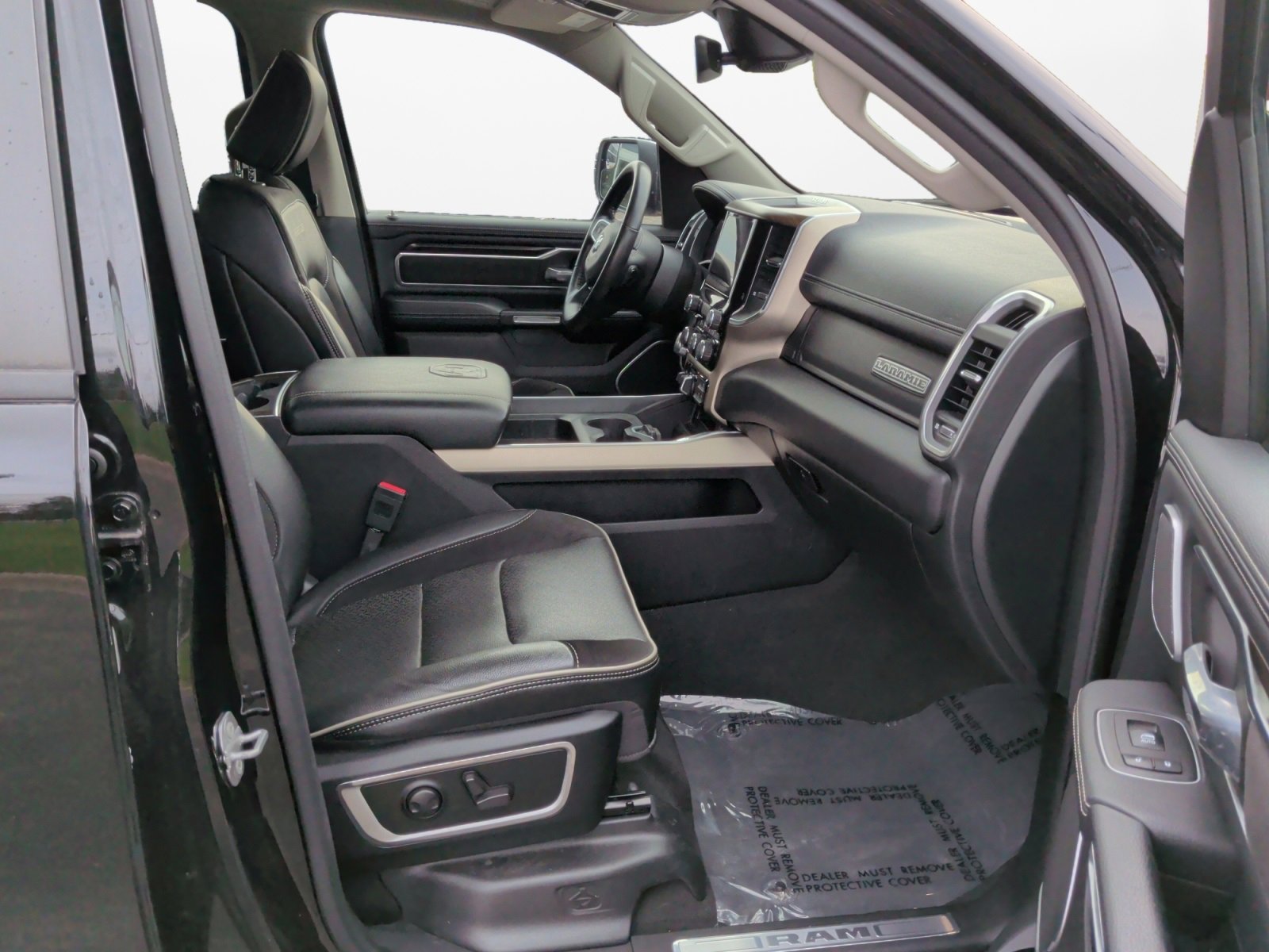 Used 2022 RAM 1500 Laramie image 16