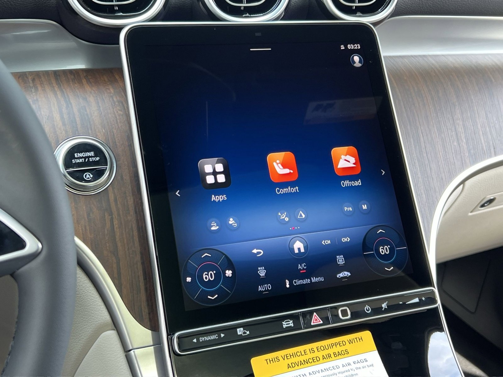 Certified 2025 Mercedes-Benz GLC 300 4MATIC image 18