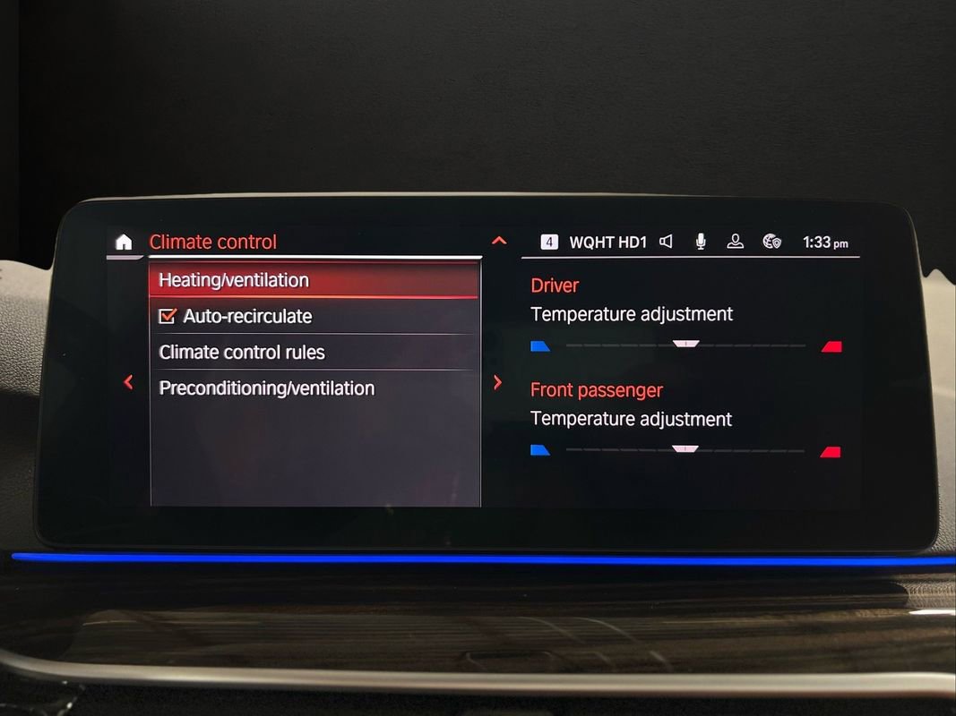 Used 2022 BMW 530i xDrive w/ M Sport Package image 40