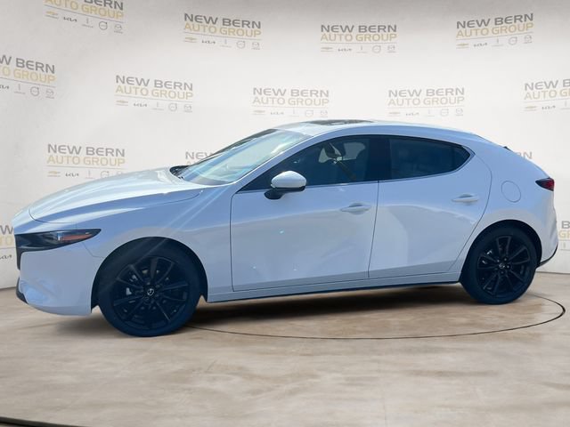 New 2026 MAZDA MAZDA3 2.5 S Hatchback w/ Premium Pkg FWD image 2
