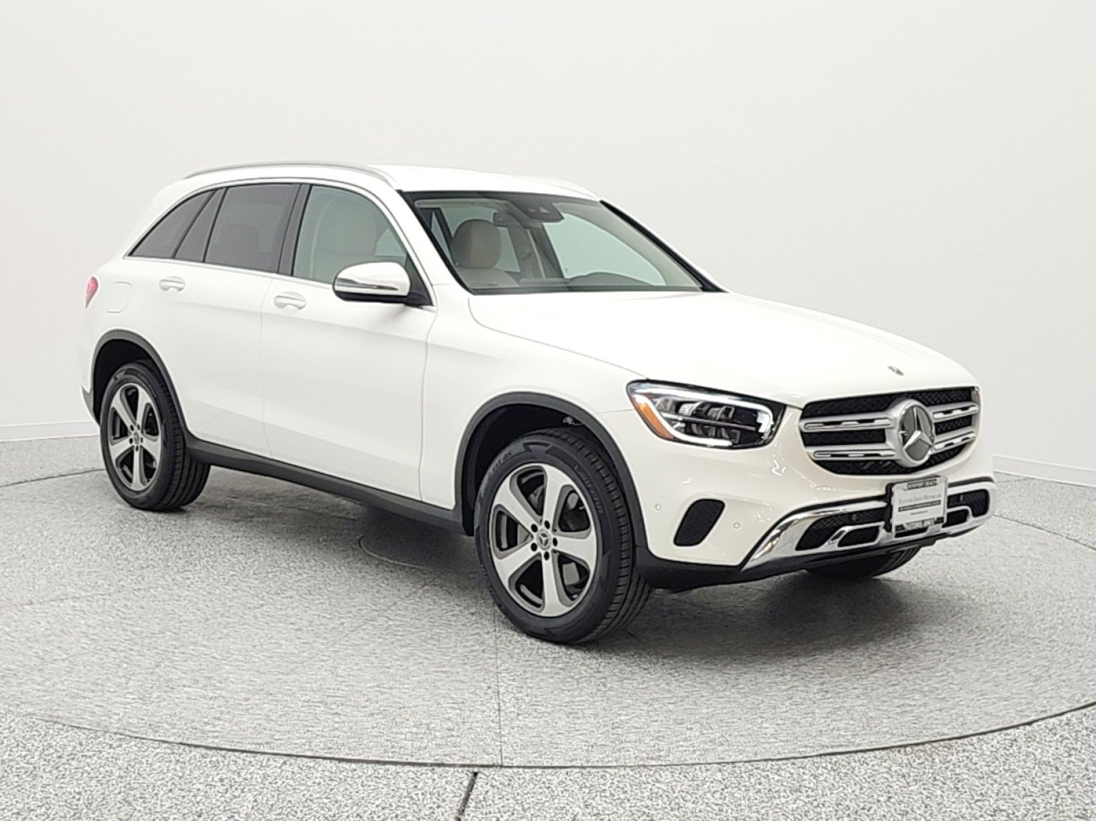 Used 2022 Mercedes-Benz GLC 300 4MATIC image 3