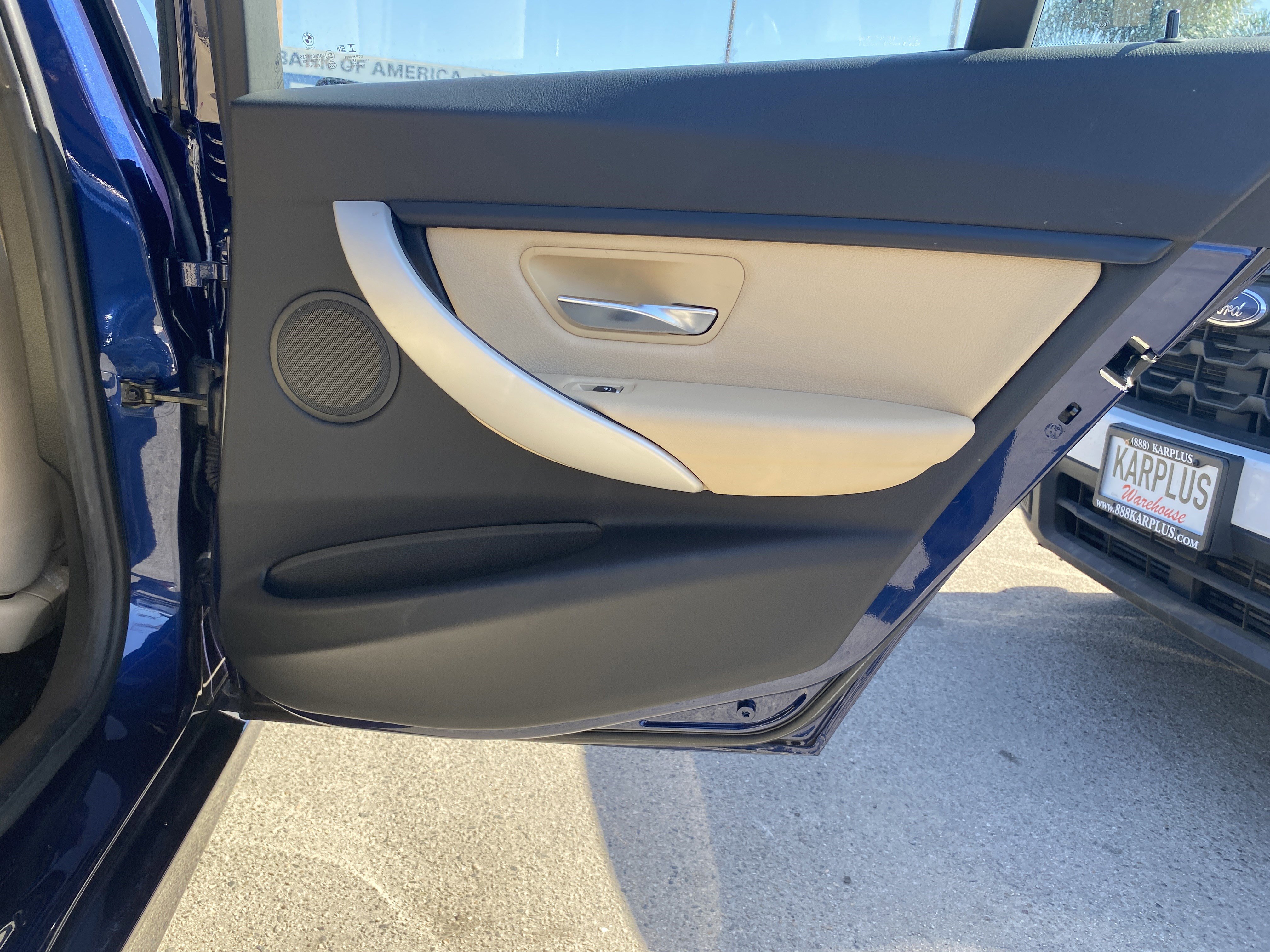Used 2018 BMW 320i xDrive Sedan image 19