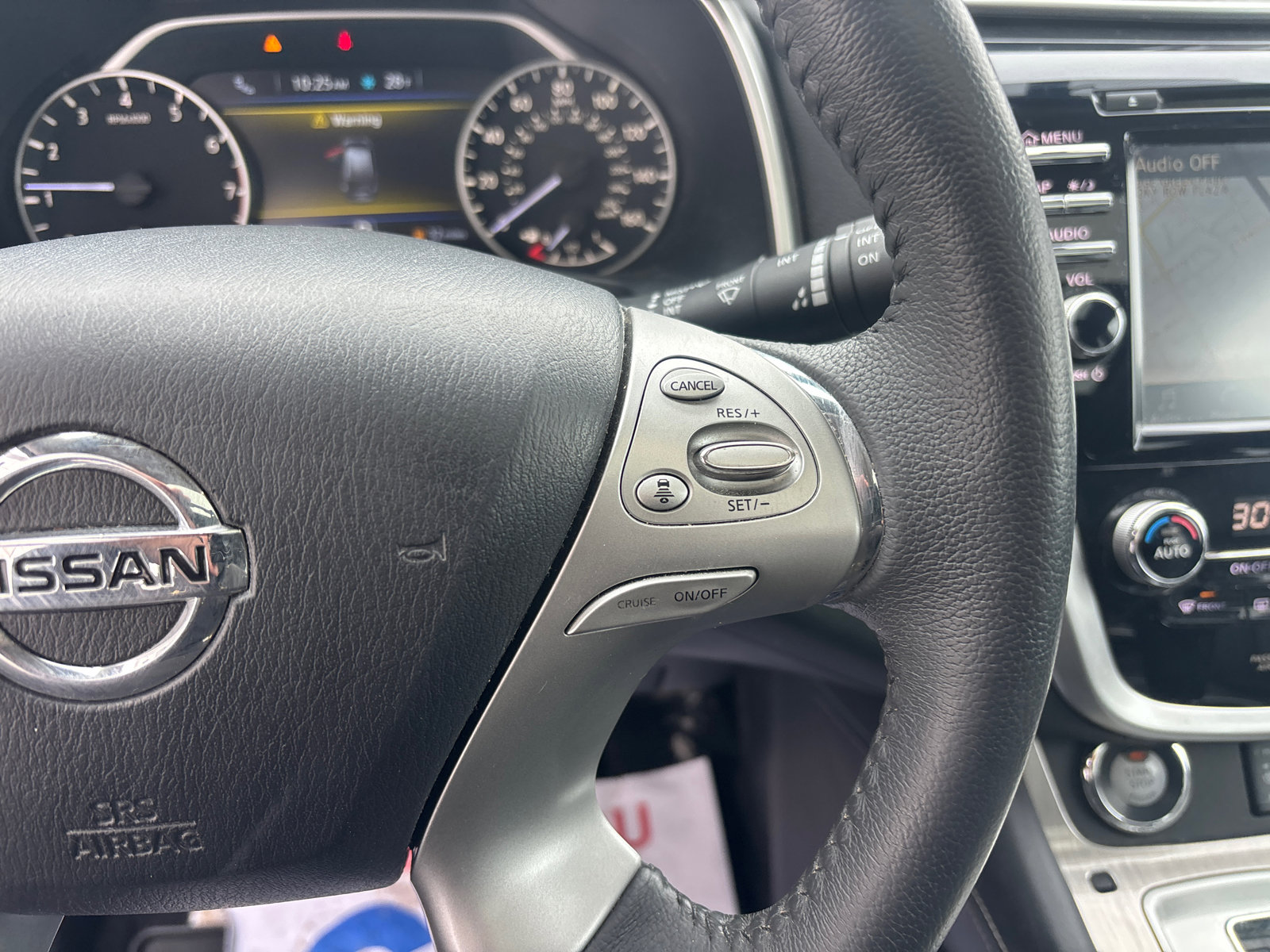 Used 2015 Nissan Murano SL w/ SL Technology Package image 18