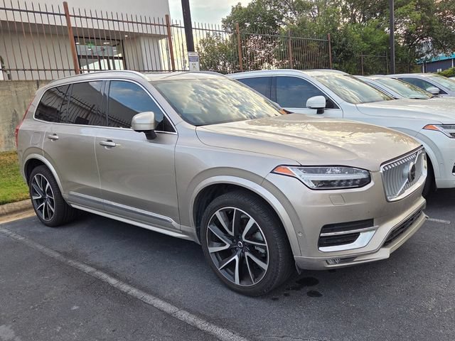 Used 2023 Volvo XC90 B6 Plus w/ Protection Package Premier AWD/4WD image 3