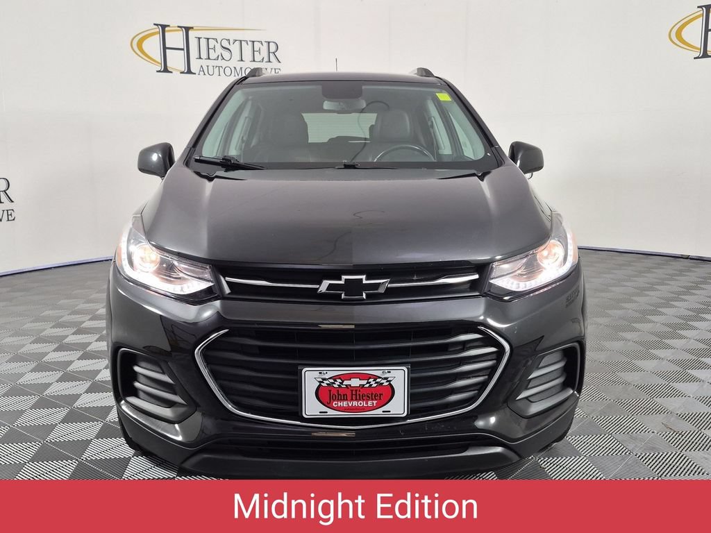 Certified 2022 Chevrolet Trax LT w/ Midnight Edition AWD/4WD image 9