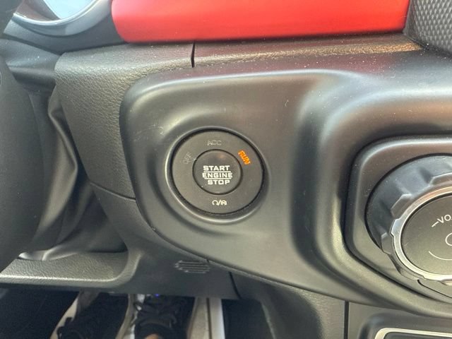 Used 2022 Jeep Gladiator Rubicon w/ LED Lighting Group AWD/4WD image 24