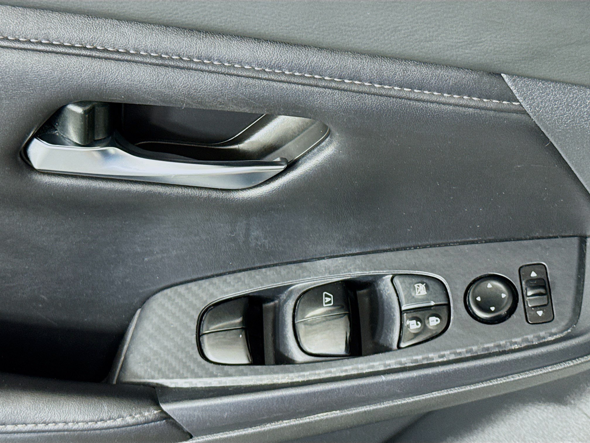 Used 2023 Nissan Sentra SV w/ All-Weather Package FWD image 23