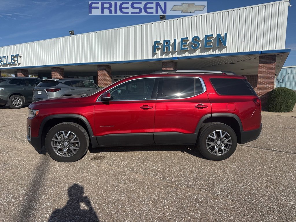 Used 2023 GMC Acadia SLE w/ Driver Convenience Package image 2