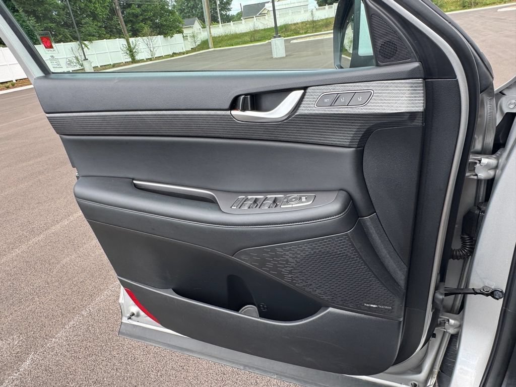 Used 2024 Hyundai Palisade Limited FWD image 24