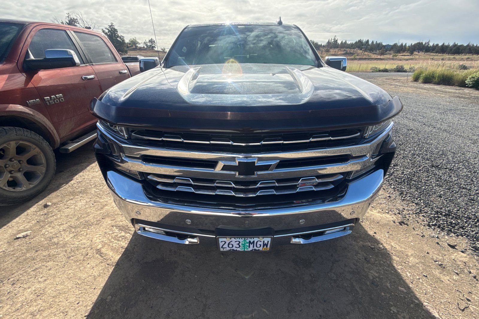 Used 2019 Chevrolet Silverado 1500 LTZ w/ LTZ Plus Package AWD/4WD image 2