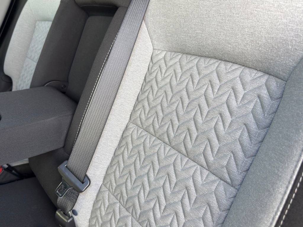 Used 2022 Chevrolet Equinox LS w/ LS Convenience Package image 34