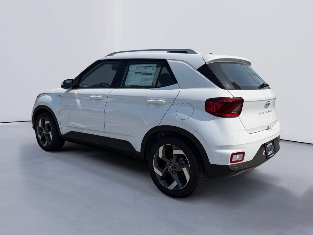 New 2026 Hyundai Venue SEL FWD image 5