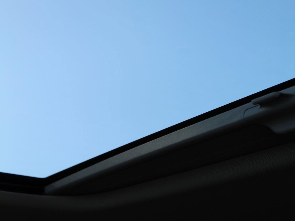 Used 2021 Buick Enclave Avenir w/ Avenir Technology Package image 21