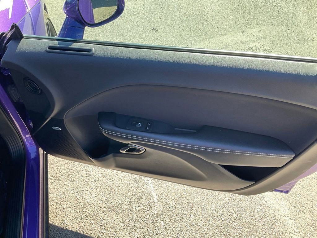 Used 2019 Dodge Challenger SRT Hellcat Redeye image 28