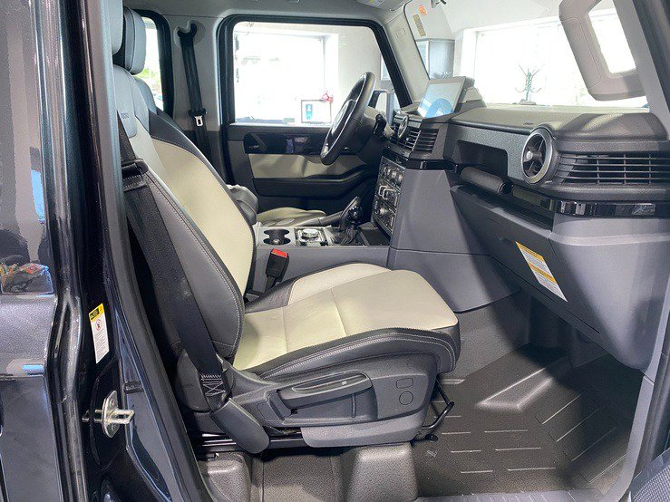 Used 2024 INEOS Grenadier image 13