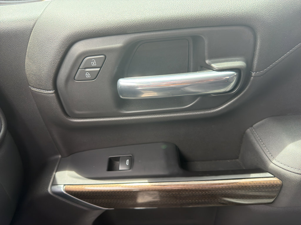 Used 2019 Chevrolet Silverado 1500 LT Trail Boss AWD/4WD image 15