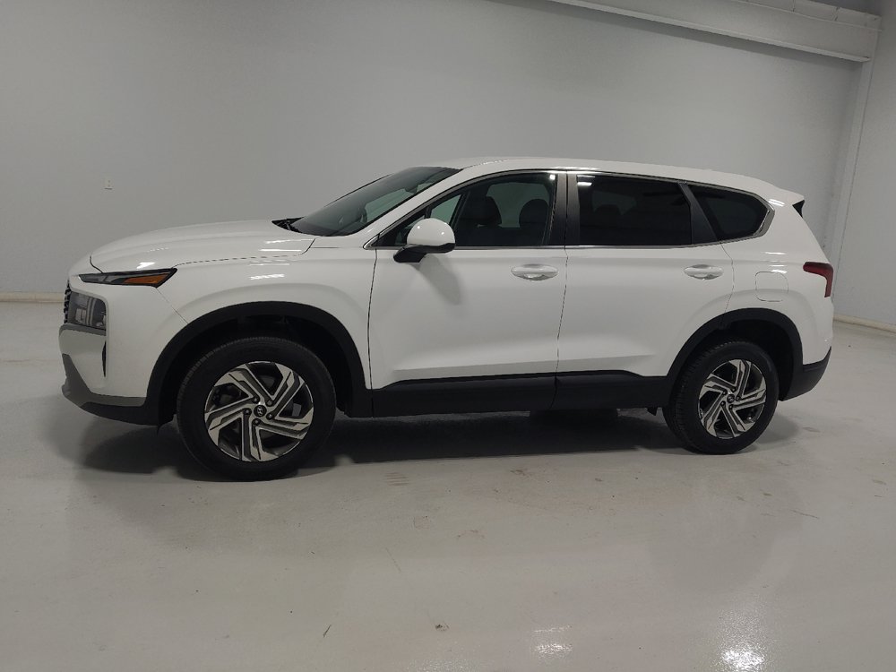 Used 2023 Hyundai Santa Fe SE w/ Cargo Package AWD/4WD image 2