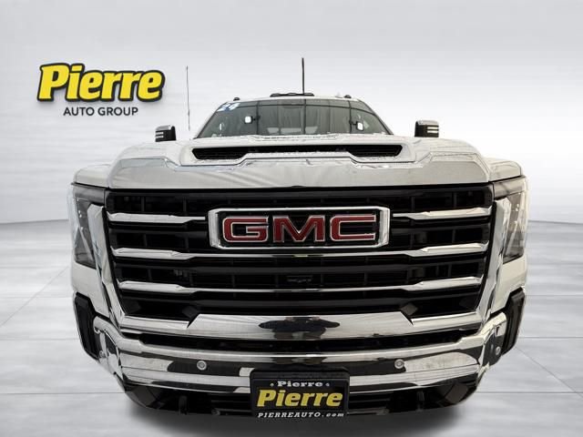 Used 2024 GMC Sierra 3500 SLT w/ SLT Premium Package image 10