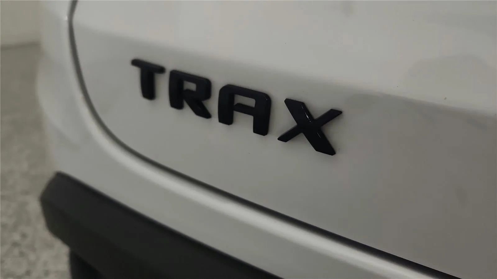 Used 2024 Chevrolet Trax RS w/ Driver Confidence Package image 37