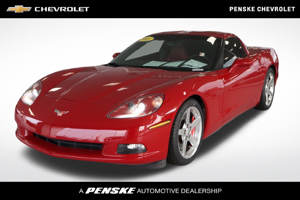 Used 2005 Chevrolet Corvette Coupe w/ Preferred Equipment Group RWD image 1