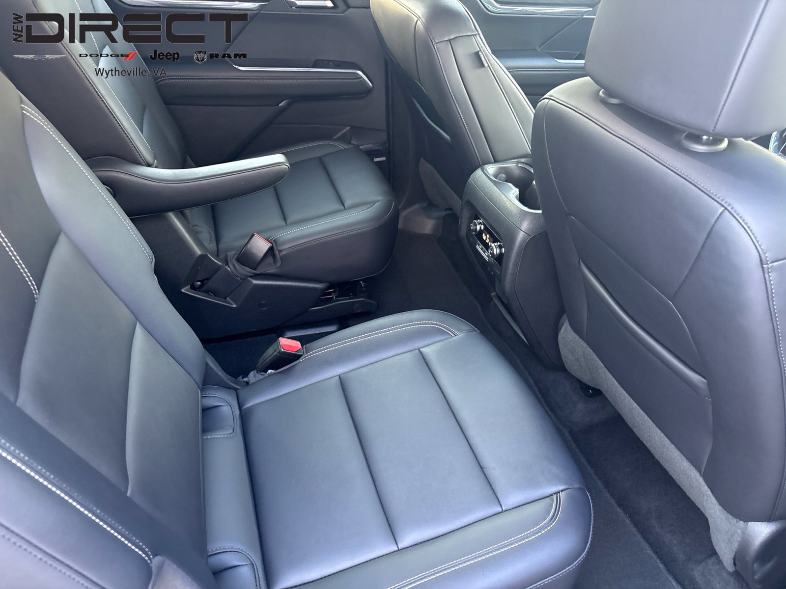 Used 2024 GMC Acadia Elevation AWD/4WD image 26