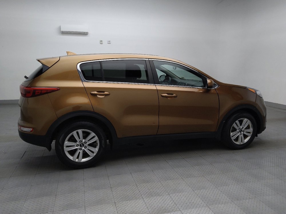 Used 2017 Kia Sportage LX image 10