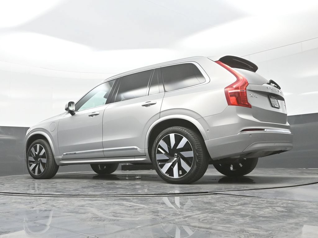 Used 2023 Volvo XC90 T8 Ultimate AWD/4WD image 35