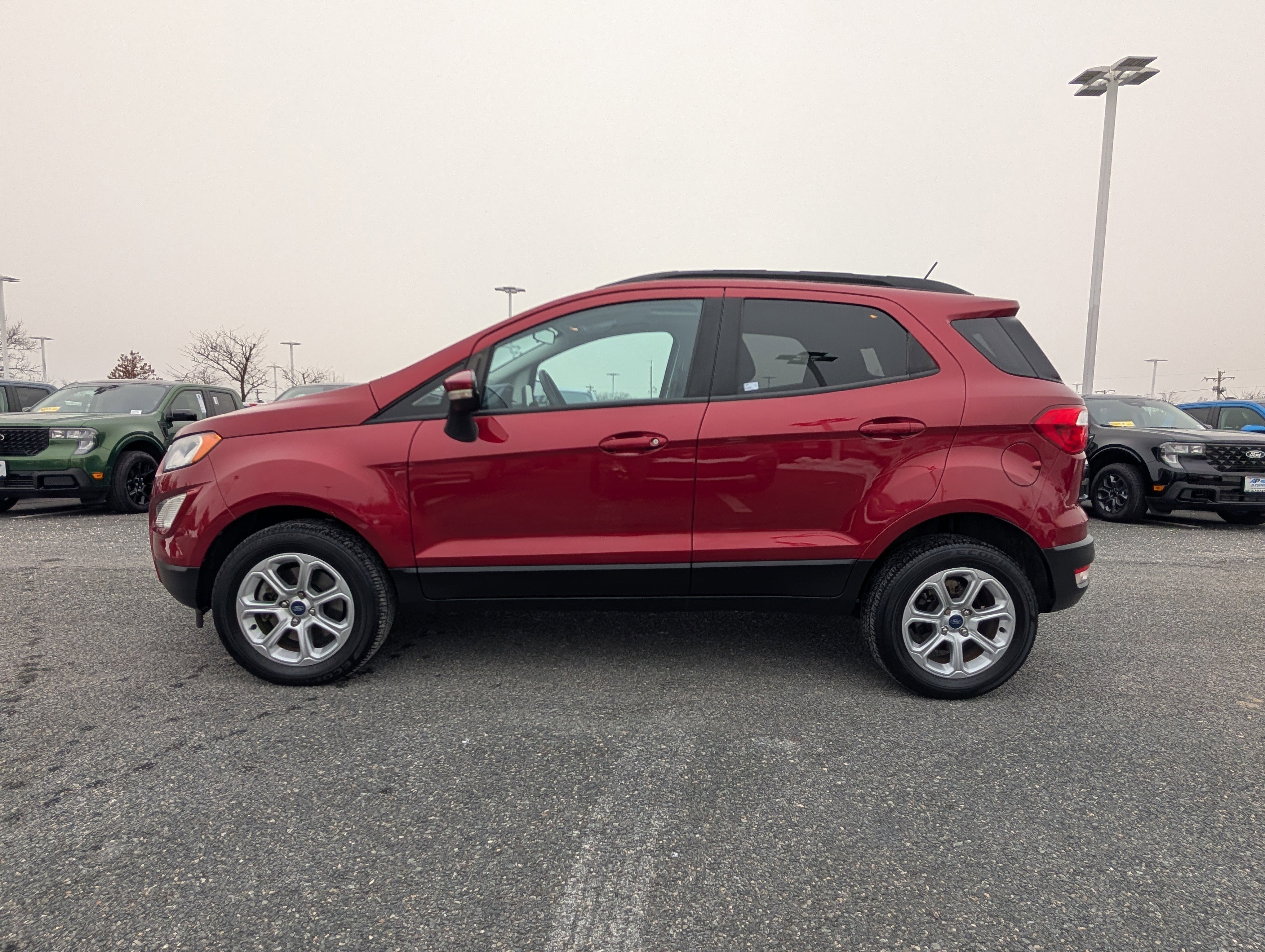 Certified 2020 Ford EcoSport SE image 6