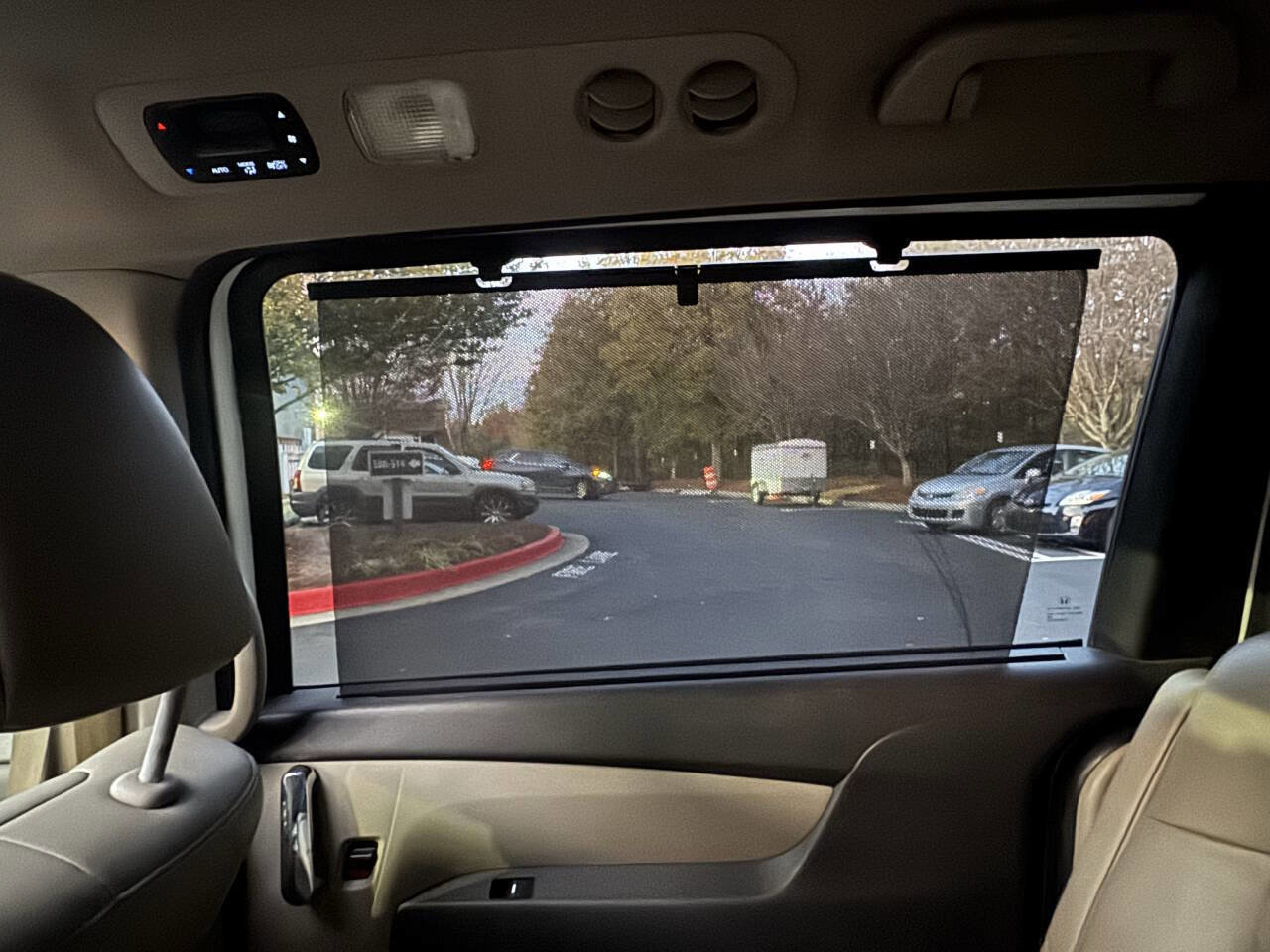 Used 2015 Honda Odyssey Touring Elite image 20