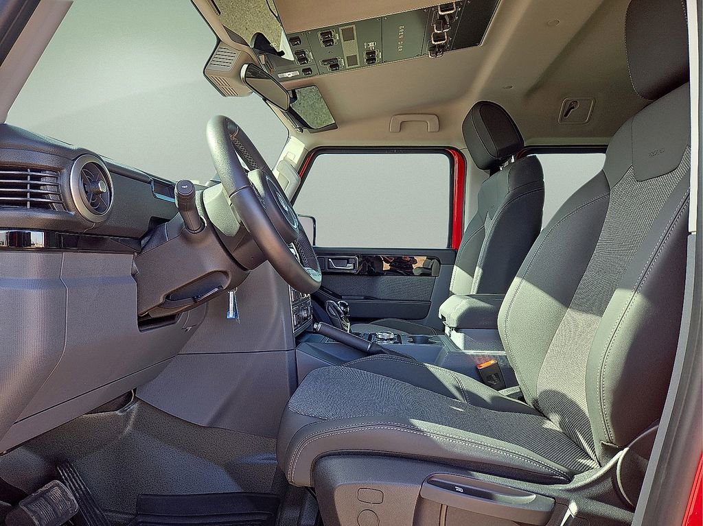 Used 2025 INEOS Grenadier image 22