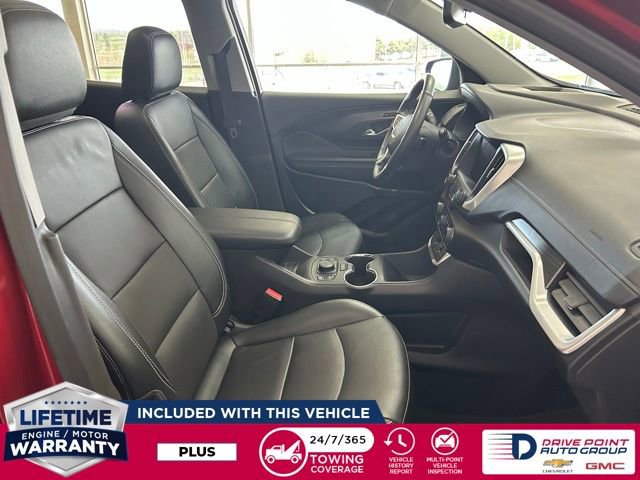 Used 2024 GMC Terrain SLT w/ Tech Package image 29