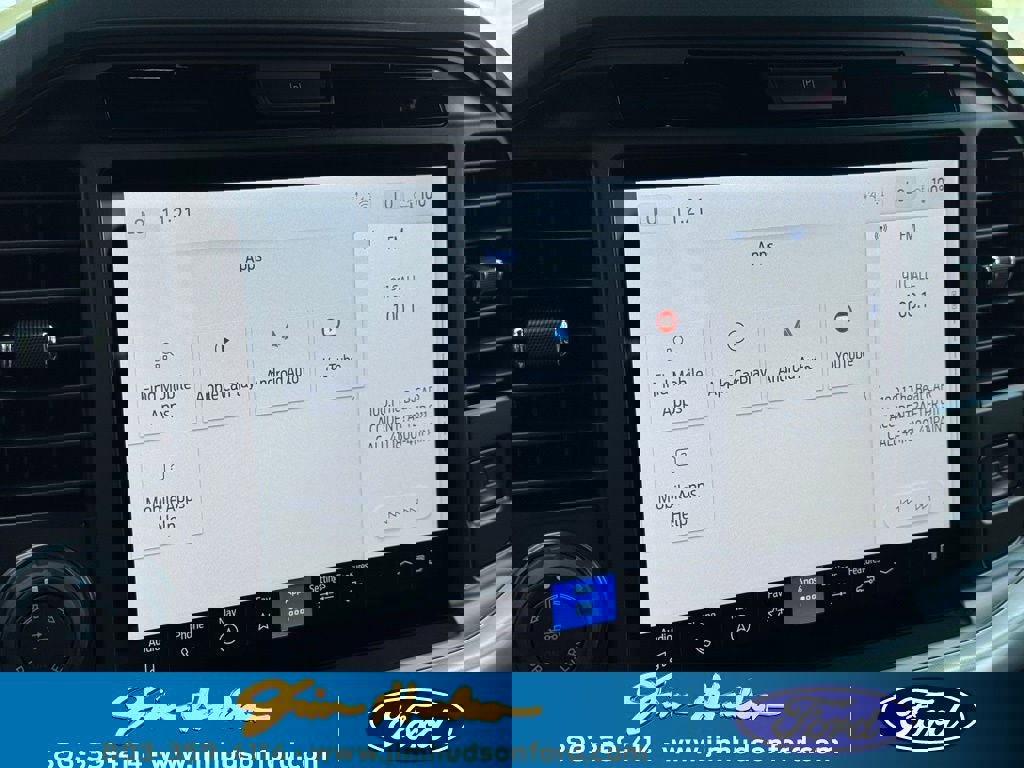 New 2025 Ford F150 Lariat w/ Equipment Group 501A Mid image 19