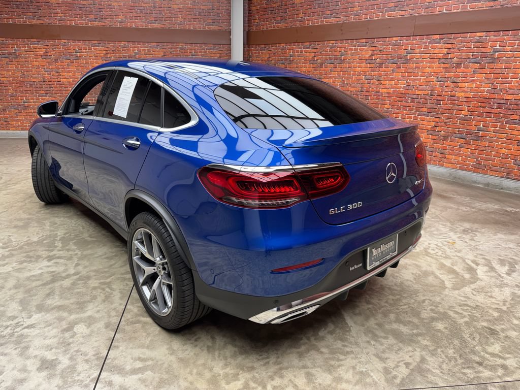 Used 2023 Mercedes-Benz GLC 300 4MATIC Coupe image 2