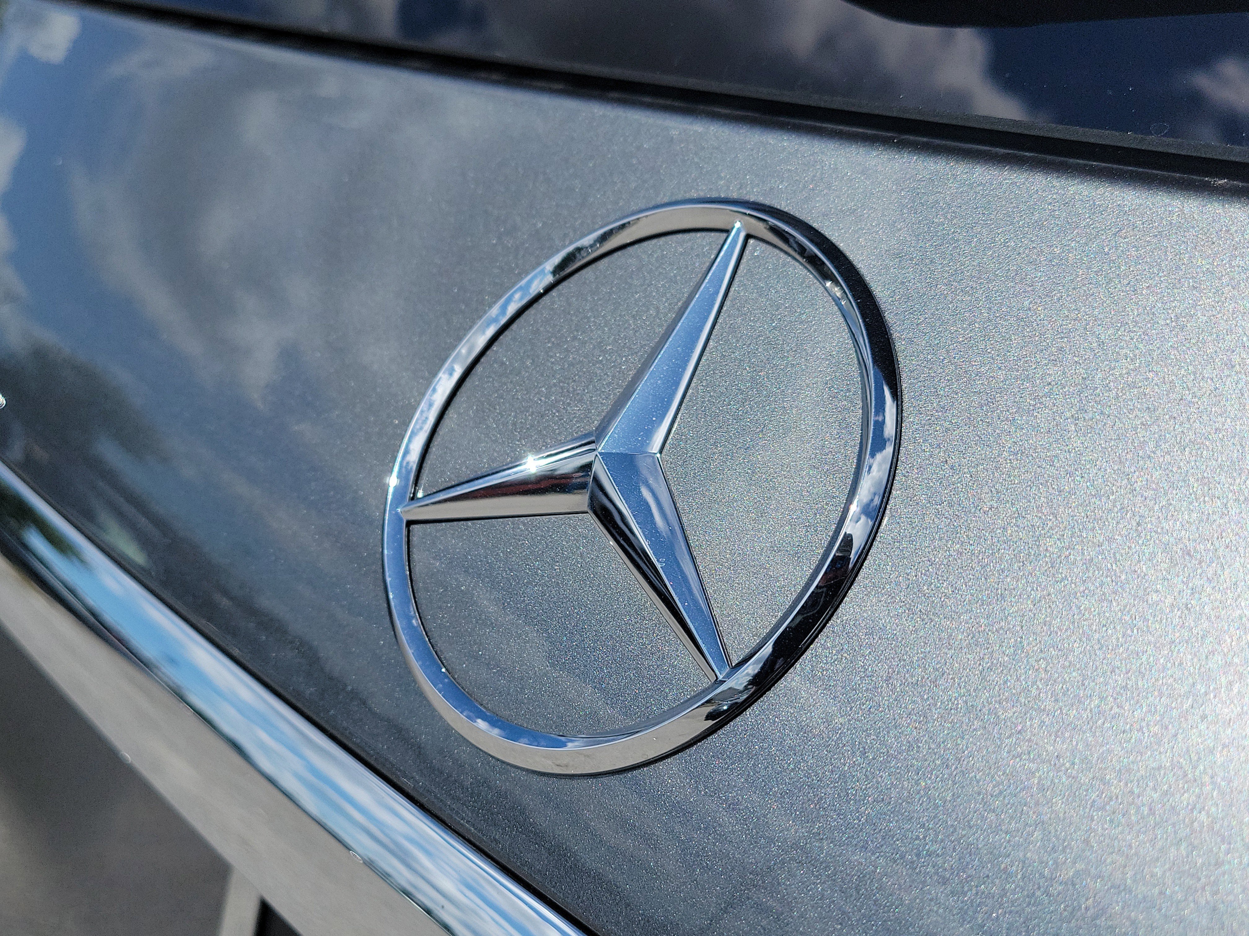 Used 2023 Mercedes-Benz GLS 450 4MATIC image 28