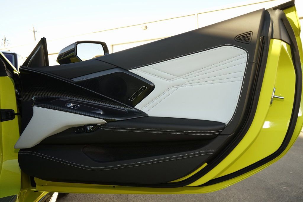 Used 2023 Chevrolet Corvette Z06 w/ Z07 Performance Package image 22