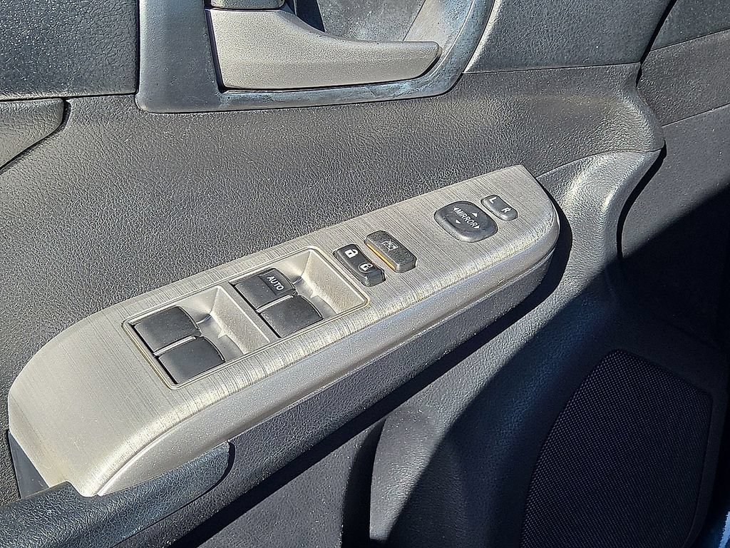 Used 2013 Toyota Camry SE FWD image 21