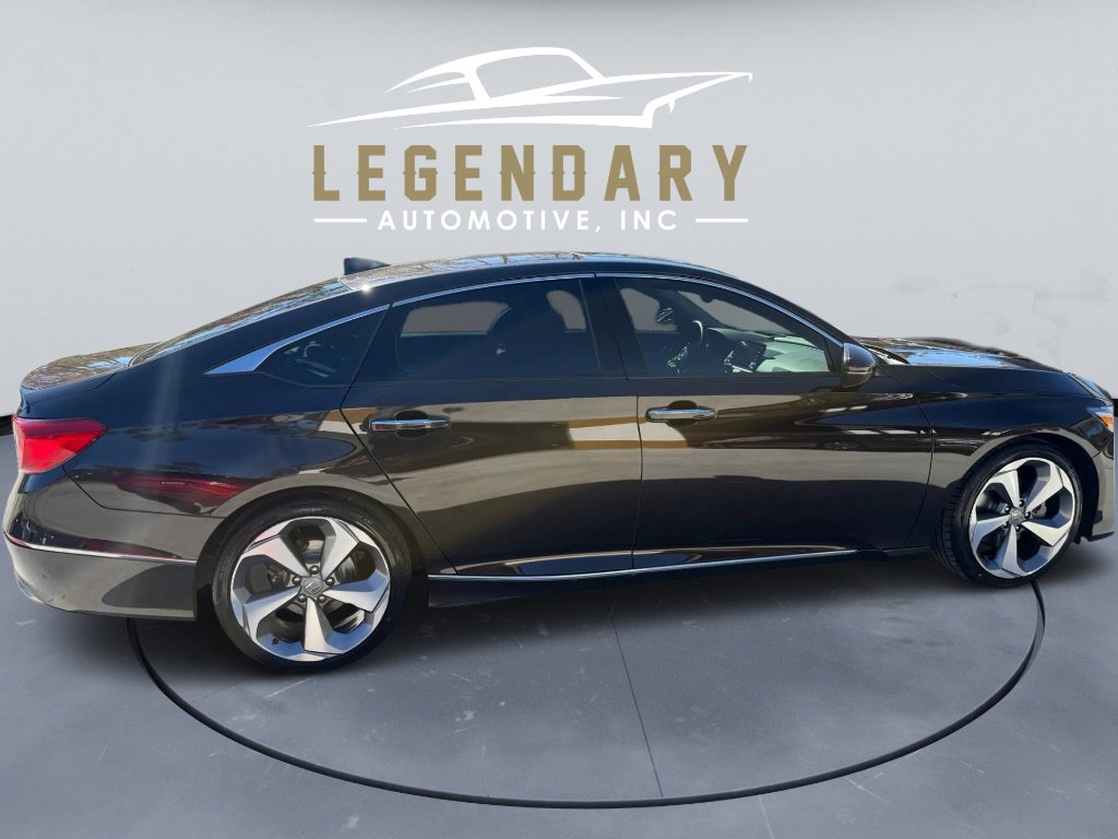 Used 2018 Honda Accord Touring image 7