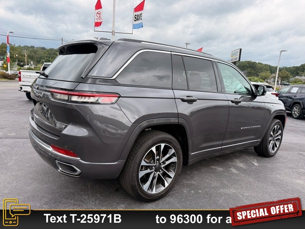 Used 2023 Jeep Grand Cherokee Overland image 4
