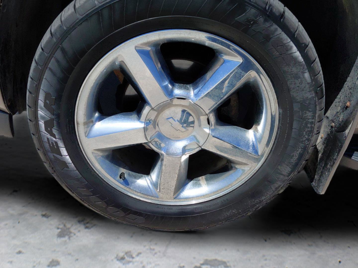 Used 2013 Chevrolet Tahoe LTZ AWD/4WD image 10