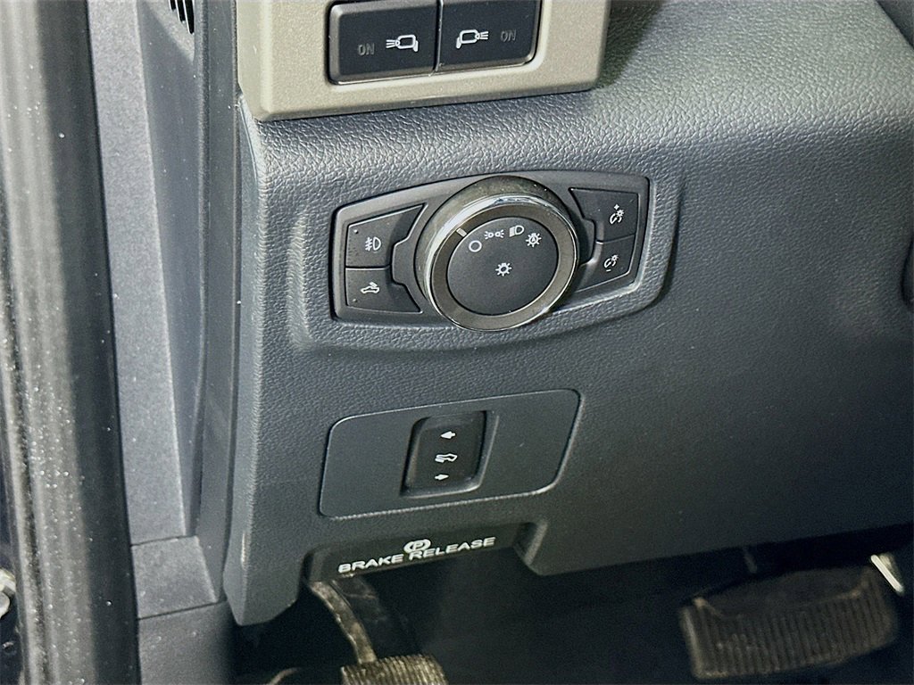 Used 2022 Ford F250 Lariat image 22