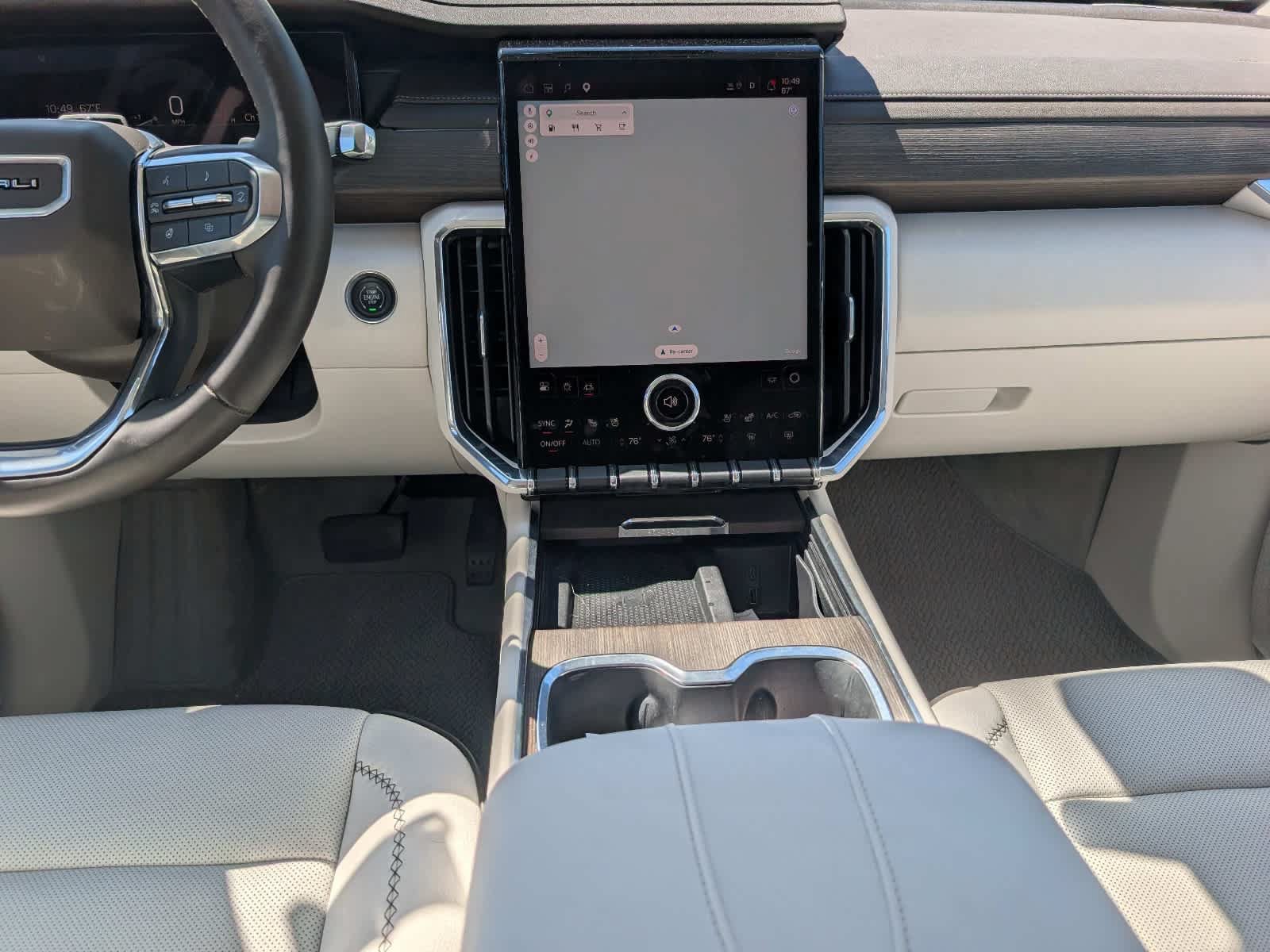 Used 2025 GMC Acadia Denali w/ Super Cruise Package FWD image 17
